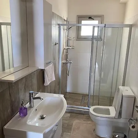 Luxurious 4 Bedroom With Magnificent Views Elea