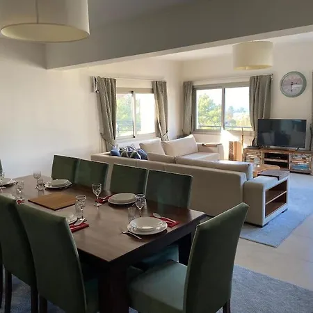 Luxurious 4 Bedroom With Magnificent Views * Elea