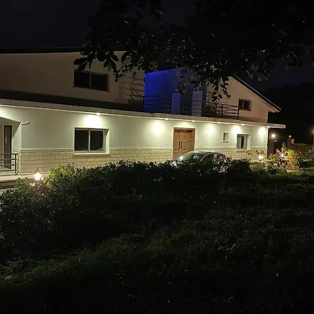 Luxurious 4 Bedroom With Magnificent Views Villa