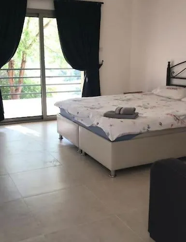 Villa Luxurious 4 Bedroom With Magnificent Views *