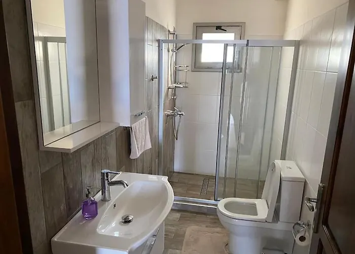 Luxurious 4 Bedroom With Magnificent Views Elea