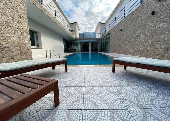 Luxurious 4 Bedroom With Magnificent Views Elea